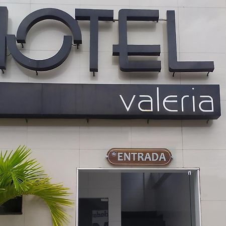 Oyo Hotel Valeria Salvador Luaran gambar