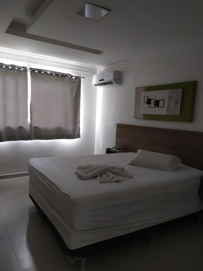 Oyo Hotel Valeria Salvador Luaran gambar